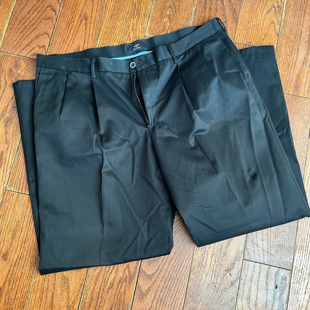 Dockers Classic Fit Men’s Dress Pants